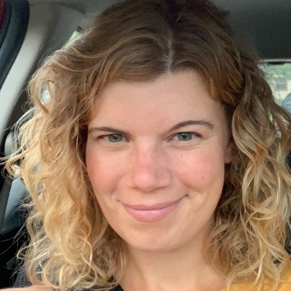 Meet your Posher, Rebekah